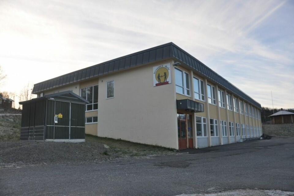 Straumen skole får besøk fra Fylkesmannen. Straumen skole får besøk fra Fylkesmannen. Foto: Eva S. Winther