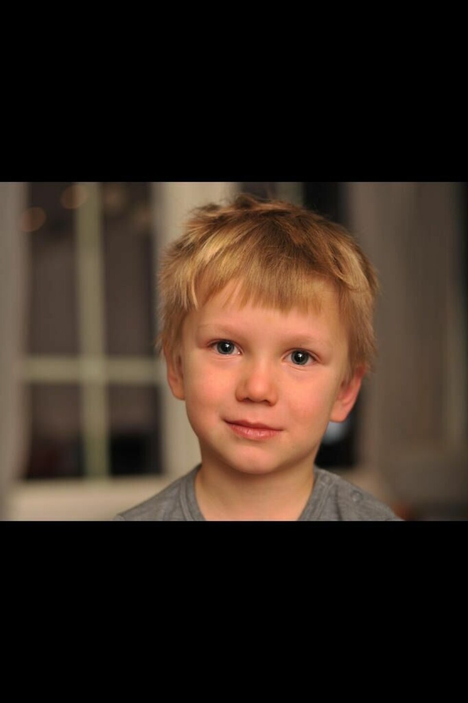 VONDT. Filip Braseth-Gulliksen (4) har et hull i en tann, som har medført enorme smerter. Da situasjonen ble kraftig forverret, startet en kamp for å få hjelp. VONDT. Filip Braseth-Gulliksen (4) har et hull i en tann, som har medført enorme smerter. Da situasjonen ble kraftig forverret, startet en kamp for å få hjelp. Foto: Linn Braseth-Gulliksen