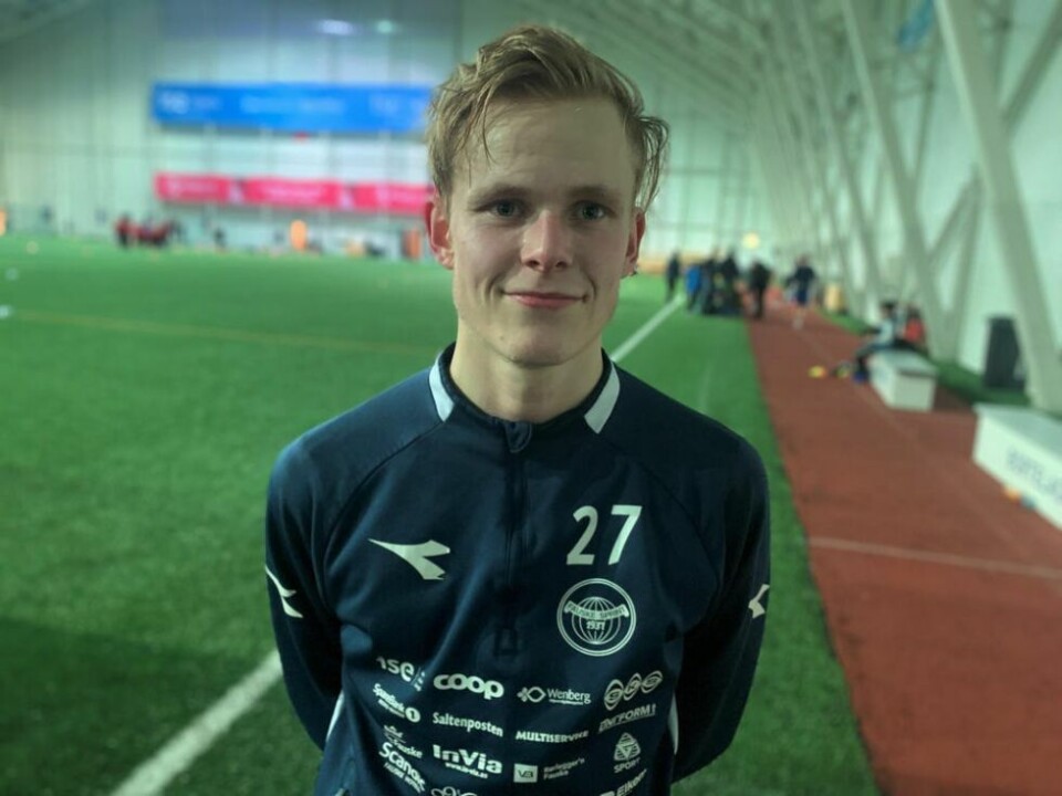 ANSATT. Sondre Nyland tar over som fagansvarlig i Fauske/Sprint sin fotballfritidsordning. 23-åringen har allerede vært med som instruktør, og spiller også på klubbens A-lag. ANSATT. Sondre Nyland tar over som fagansvarlig i Fauske/Sprint sin fotballfritidsordning. 23-åringen har allerede vært med som instruktør, og spiller også på klubbens A-lag. Foto: Espen Johansen