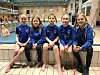 ELSKER VANN. At denne gjengen elsker det våte element er det liten tvil om. De er glade for at Tverlandet IL kom til Fauske for å arrangere svømmestevne i helga. Fra venstre Tiril Ormåsen (9), Mariell Finseth (9), Lukas Martinussen (8), Lone Jakobsen (12) og Mira Johansen (11). Foto: Maria Edvardsen