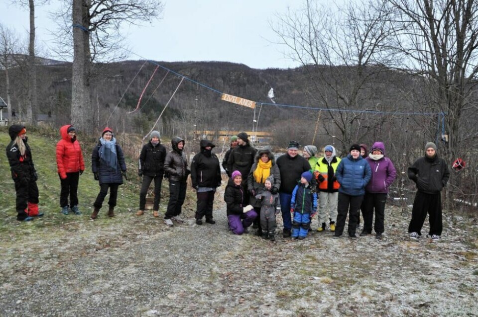 I FJOR. De første er klare for å ta fatt på vandringen Elvelangs i Misvær i 2018. I FJOR. De første er klare for å ta fatt på vandringen Elvelangs i Misvær i 2018. Foto: Lars Olav Handeland