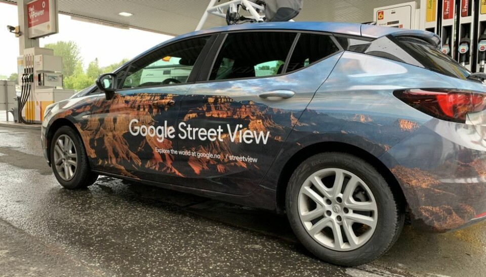 GOOGLE. I dag var Google-bilen bare på gjennomreise i Fauske grunnet dårlig vær. Til uka returnerer bilen for å filme. GOOGLE. I dag var Google-bilen bare på gjennomreise i Fauske grunnet dårlig vær. Til uka returnerer bilen for å filme. Foto: Linn Braseth-Gulliksen
