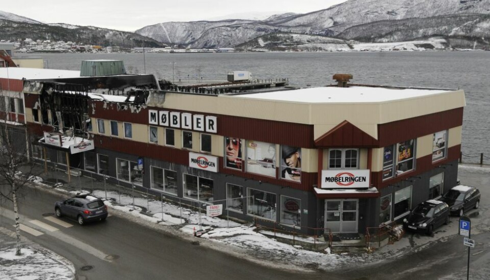 ANKET. Daglig leder som 11. april ble dømt for å ha satt fyr på sin egen butikk, har nå anket dommen til Høyesterett. ANKET. Daglig leder som 11. april ble dømt for å ha satt fyr på sin egen butikk, har nå anket dommen til Høyesterett. Foto: Arild Bjørnbakk