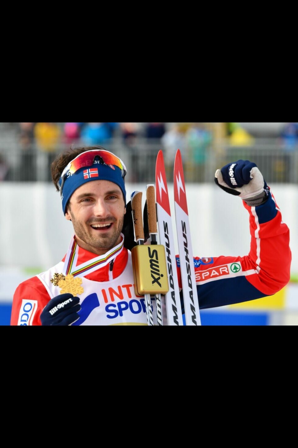 Holund med gull rundt halsen i VM. Nå går han for gull i Kobberløpet. Holund med gull rundt halsen i VM. Nå går han for gull i Kobberløpet. Foto: FIS