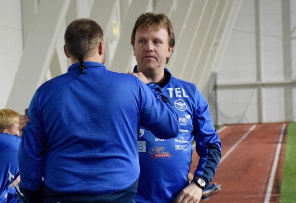 I BAKKEN. Sprint-trener Tom Erik Lund gikk i bakken etter å ha blitt dyttet av en Innstranda-spiller i søndagens cup-kamp. Da hadde Lund først dyttet unna spilleren som kom opp mot han og jublet over seieren. Arkivfoto: Frida Kalbakk I BAKKEN. Sprint-trener Tom Erik Lund gikk i bakken etter å ha blitt dyttet av en Innstranda-spiller i søndagens cup-kamp. Da hadde Lund først dyttet unna spilleren som kom opp mot han og jublet over seieren. Arkivfoto: Frida Kalbakk