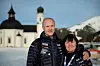 IMPONERT. Thor Åge Jensen og Mona Mosti er imponert etter en knapp uke i Seefeld. Ski-VM imponerer de to. Foto: Svein Spjelkavik.