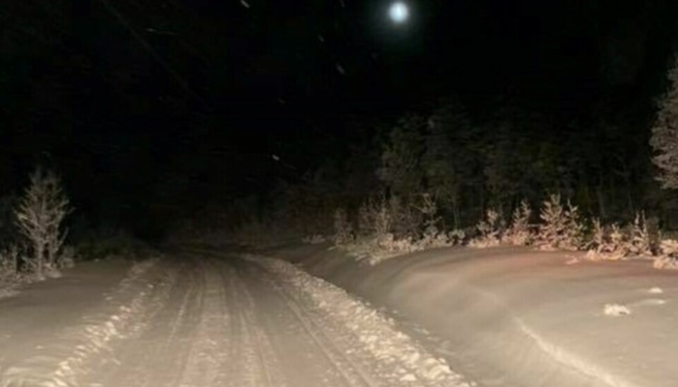Tidlig i morges var Fjellfarer ute for å kjøre opp skispor i Sulisfjellet. Tidlig i morges var Fjellfarer ute for å kjøre opp skispor i Sulisfjellet. Foto: Fjellfarer