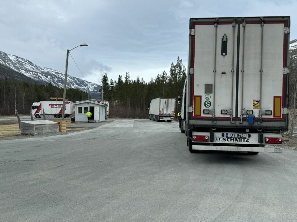 BRUKSFORBUD. Flere bilder fikk bruksforbud i en kontroll på Hestbrinken i Saltdal. BRUKSFORBUD. Flere bilder fikk bruksforbud i en kontroll på Hestbrinken i Saltdal. Foto: Helge Simonsen