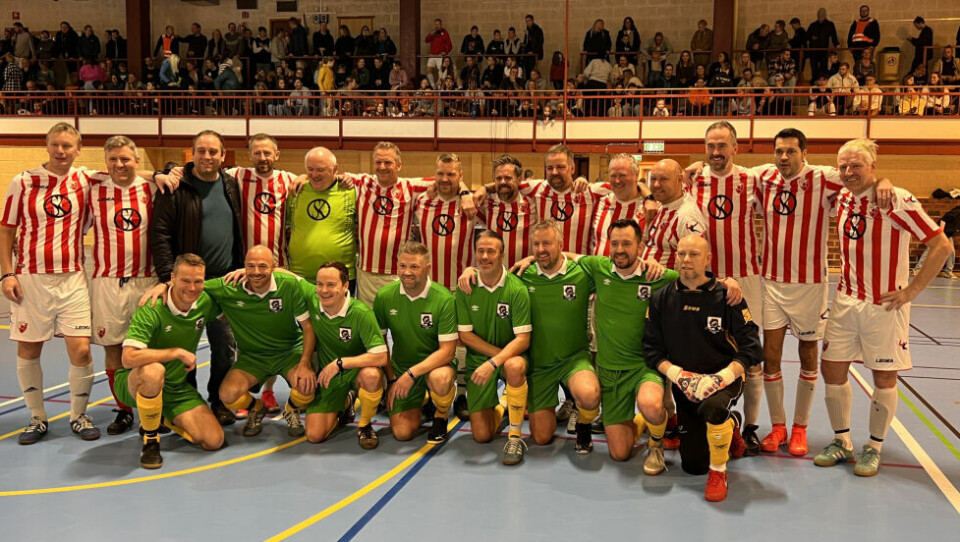 Det er stas å være innom Grendecupen i Saltdal. Der treffer man kjentfolk som samles hvert år til dyst på fotballbanen og sosial samling utenom. Skureklubben og Fragleberget er to av lagene med solid fartstid i turneringen, som nå arrangeres av IL Vinger. Det er stas å være innom Grendecupen i Saltdal. Der treffer man kjentfolk som samles hvert år til dyst på fotballbanen og sosial samling utenom. Skureklubben og Fragleberget er to av lagene med solid fartstid i turneringen, som nå arrangeres av IL Vinger. Foto: Espen Johansen