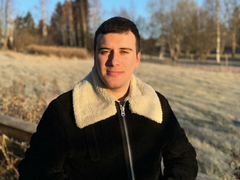 Shadi Khouri (26) driver Scoreto på Rognan. Shadi Khouri (26) driver Scoreto på Rognan. Foto: Erica Restoften