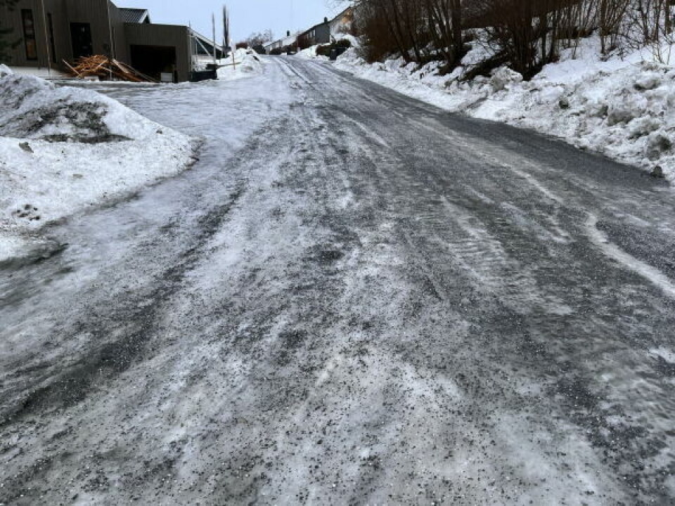 STRØDD. De fleste snøveiene i blant annet Hauan virket godt strødd tirsdag formiddag. STRØDD. De fleste snøveiene i blant annet Hauan virket godt strødd tirsdag formiddag. Foto: Espen Johansen