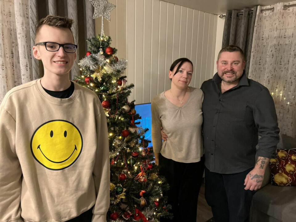 NORSK JUL. Arseni, Irina og Rafael har tradisjoner fra polsk, dansk og hviterussisk jul. Men den de feirer i år er for det meste norsk. NORSK JUL. Arseni, Irina og Rafael har tradisjoner fra polsk, dansk og hviterussisk jul. Men den de feirer i år er for det meste norsk. Foto: Espen Johansen