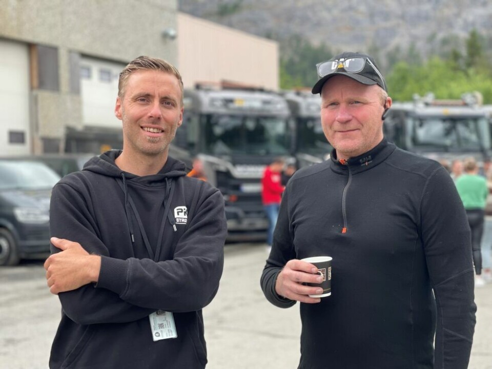GÅR MOT TRAVLE TIDER. Carl Christian Moland og Pål Kenneth Strøm ser frem til en travel høst og vinter. GÅR MOT TRAVLE TIDER. Carl Christian Moland og Pål Kenneth Strøm ser frem til en travel høst og vinter. Foto: Helge Simonsen