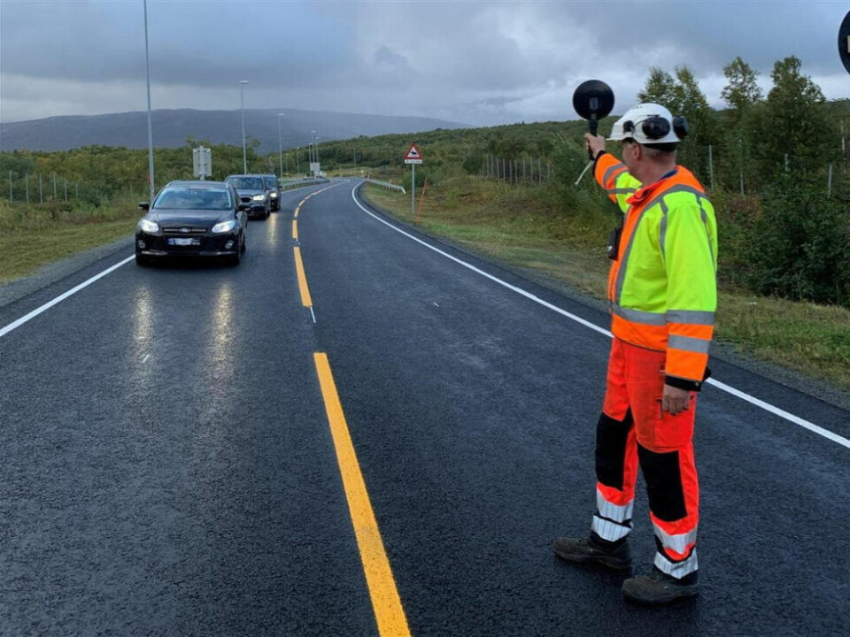 VEIARBEID. Fram til uke 28 må man legge inn ekstra tid om man skal ferdes på FV. 7476 mot Vik. (illustrasjonsbilde) VEIARBEID. Fram til uke 28 må man legge inn ekstra tid om man skal ferdes på FV. 7476 mot Vik. (illustrasjonsbilde) Foto: Irene R. Skaue/Statens vegvesen
