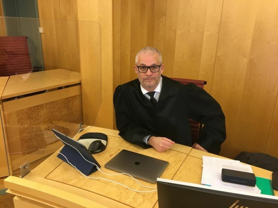 AVVISER ALT. Advokat Thomas Benson avviser samtlige beskyldninger fra varsleren. AVVISER ALT. Advokat Thomas Benson avviser samtlige beskyldninger fra varsleren. Foto: Stig Bjørnar Karlsen