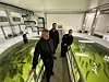 HUSER MANGE. Benchmark Genetics Salten har blitt en stor arbeidsplass i Sørfold. Her er fra venstre Bjørn Inge Dervola, Kristian Sørmo og Ann-Kristin Skaugvold inne i en av hallene der stamfisken holder til. Alle foto: Eva S. Winther