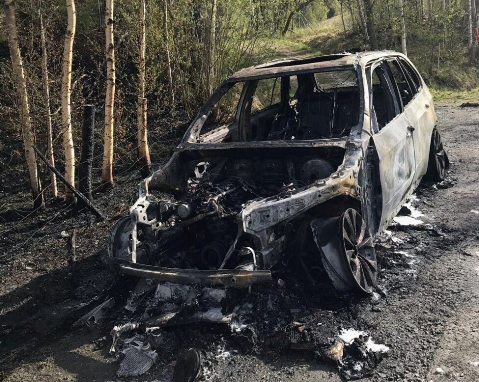 UTBRENT. Denne bilen vil nok ikke kjøre lengre, etter brannen fredag morgen. UTBRENT. Denne bilen vil nok ikke kjøre lengre, etter brannen fredag morgen. Foto: Roger Kaushagen
