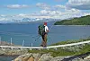 BALVATNET. Gunder Garsmark er en av dem som har gått Nordlandsruta. Her passerer han Balvatne i Sultjelma.