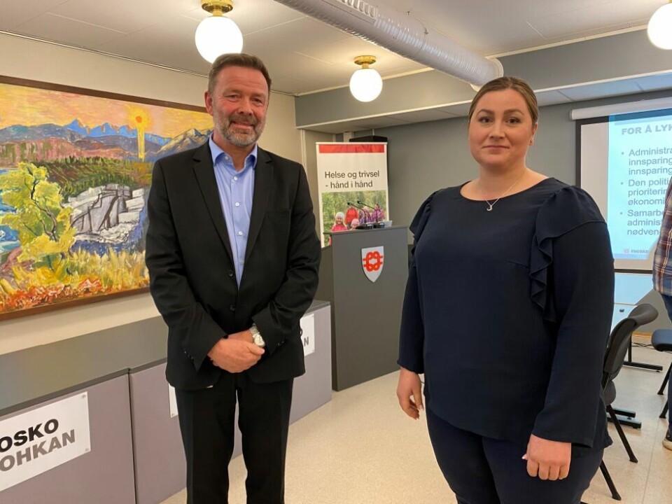 Kommunedirektør Helge Akerhaugen og ordfører Marlen Rendall Berg i Fauske. Kommunedirektør Helge Akerhaugen og ordfører Marlen Rendall Berg i Fauske. Foto: Helge Simonsen