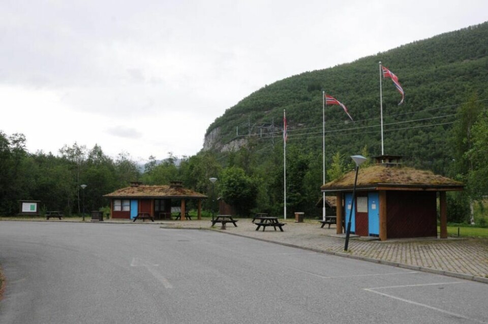 NERAURAN. På Nerauran skal campingturister byttes ut med ungdom som vil drive motorsport, mener Høyre, Senterpartiet og Saltdalslista. NERAURAN. På Nerauran skal campingturister byttes ut med ungdom som vil drive motorsport, mener Høyre, Senterpartiet og Saltdalslista. Foto: Maria Trondsen