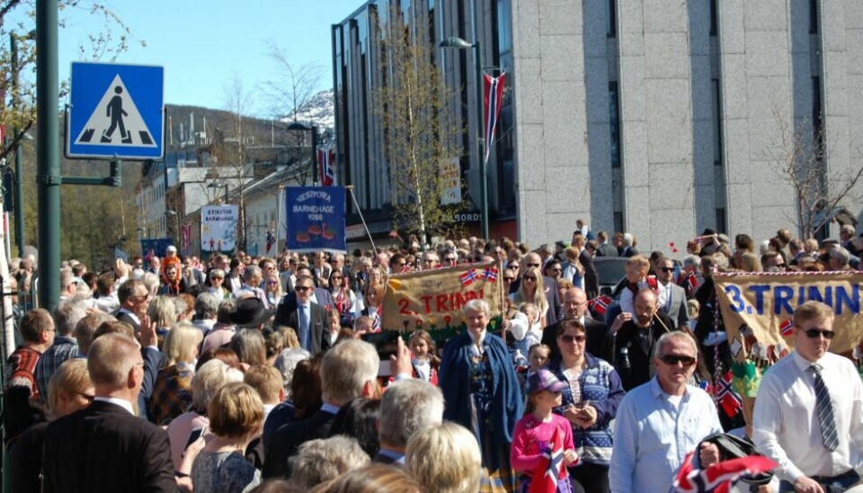 17. mai på Fauske. 17. mai på Fauske. Foto: Stig Bjørnar Karlsen