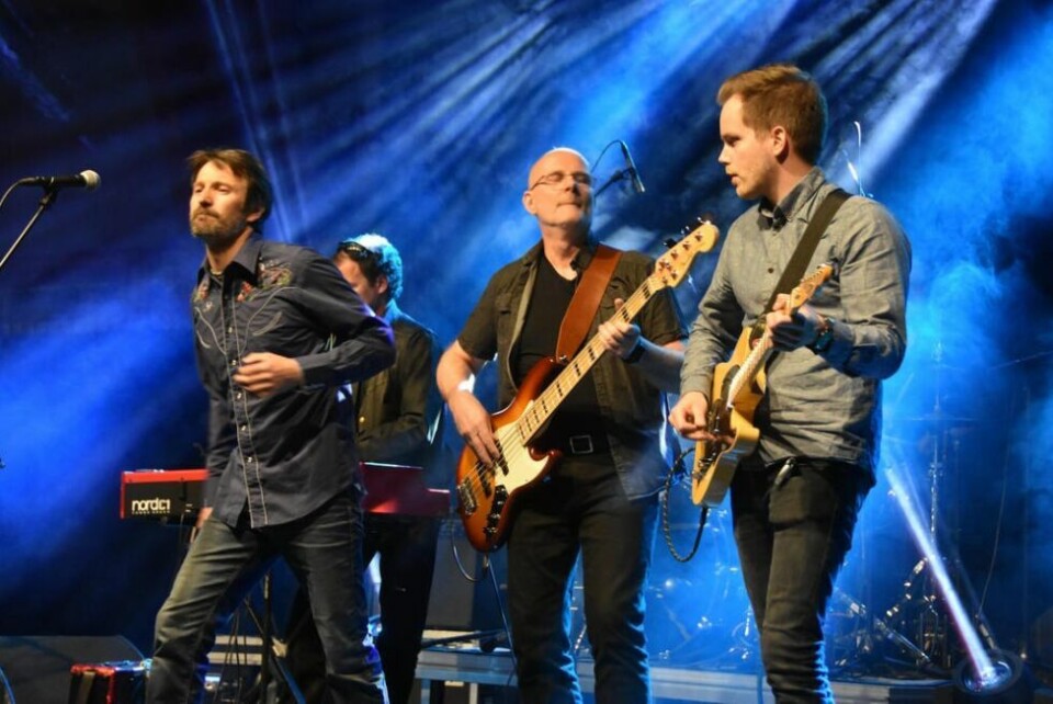 SPILTE PÅ VÅRSPRÆLL. Frank Wold, Reidar Waage og Chris Thomas Hansen i Lakafant, som er et tributeband til Hellbillies. I sommer spiller de på Sjarken-festivalen på Dønna. SPILTE PÅ VÅRSPRÆLL. Frank Wold, Reidar Waage og Chris Thomas Hansen i Lakafant, som er et tributeband til Hellbillies. I sommer spiller de på Sjarken-festivalen på Dønna. Foto: Foto: Sylvia Bredal
