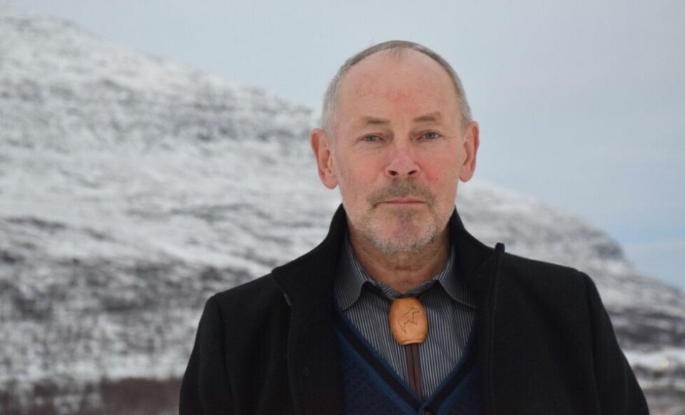 INGEN KOMMENTAR. Ordfører Rune Berg ønsker ikke å kommentere Vensmoen Eiendom-saken FrPs ordførerkandidat Jan Arild Ellingsen har varslet om. Ellingsen stiller spørsmål ved om Berg har gått utover sine fullmakter, da han signerte kommunen opp som kausjonist for et kassakredittlån. INGEN KOMMENTAR. Ordfører Rune Berg ønsker ikke å kommentere Vensmoen Eiendom-saken FrPs ordførerkandidat Jan Arild Ellingsen har varslet om. Ellingsen stiller spørsmål ved om Berg har gått utover sine fullmakter, da han signerte kommunen opp som kausjonist for et kassakredittlån. Foto: Maria E. Trondsen