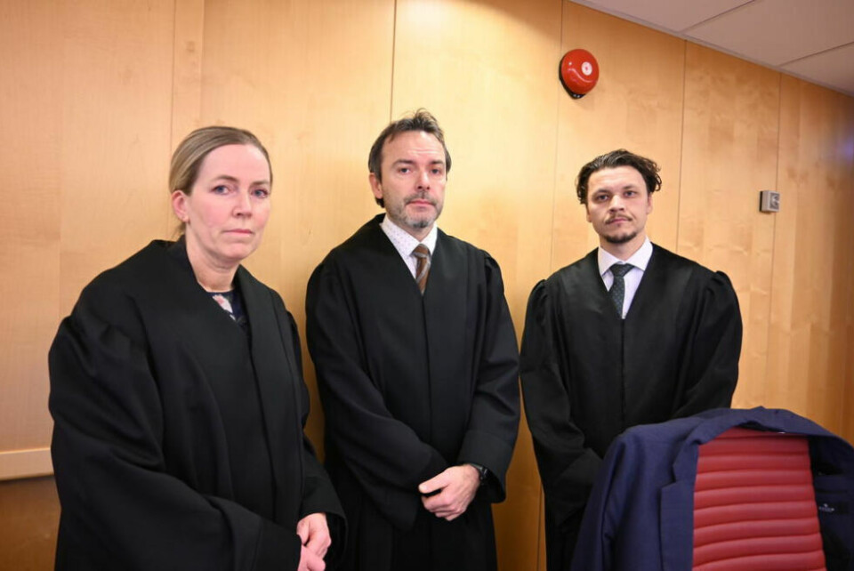 FRA TINGRETTEN. Fra venstre bistandsadvokat Ingrid Holm, aktor, politiadvokat Øyvind Rengård og forsvarer, advokat Brynjar Strømsvik. FRA TINGRETTEN. Fra venstre bistandsadvokat Ingrid Holm, aktor, politiadvokat Øyvind Rengård og forsvarer, advokat Brynjar Strømsvik. Foto: Stig Bjørnar Karlsen