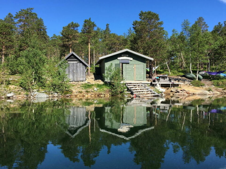 Naustet ved Røyrvatn i Sørfold. Naustet ved Røyrvatn i Sørfold. Foto: Eva S. Winther