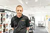 KORT INTERVJU. Sindre Mikael Breivik Gustavsen var innom butikken par dager etter han sendte en jobbsøknad til sjefen, og fikk beskjed om å møte opp mandagen etter. Foto: Alle foto: Anita Sjåvik