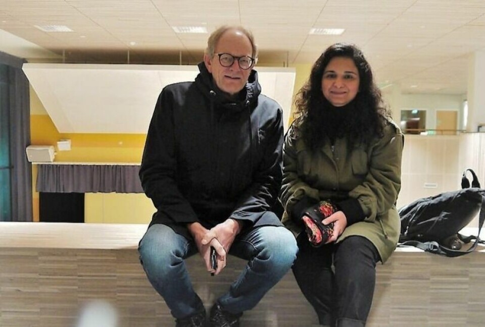GJENFORENING. Steinar Johansen var lærer for Gelawesh Waledkhani da hun og familien bodde på Fauske. Han fikk beskjed om at Gelawesh var i Valnesfjord.- Det var et hjertelig gjensyn fra begge sider. GJENFORENING. Steinar Johansen var lærer for Gelawesh Waledkhani da hun og familien bodde på Fauske. Han fikk beskjed om at Gelawesh var i Valnesfjord.- Det var et hjertelig gjensyn fra begge sider. Foto: Trygve Luktvasslimo