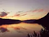 Nydelig sommerkveld lørdag, hvor fjorden lå blikkstille. Foto: Robert Jentoft