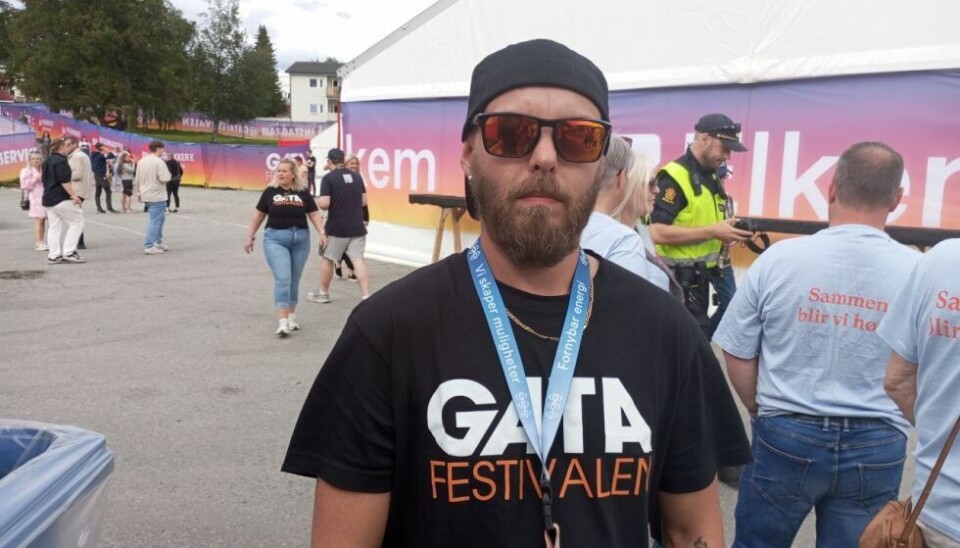 De frivilligeER SJÅFØR. Morten Olafsen bor på Fauske. I dag er det første gang at han er sjåfør for frivillige på Gata 24. Han synes at det er artig å være med som frivillig.