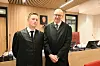UENIGE. Aktor, politiadvokat Torbjørn Ingebrigtsen Sandbu (t.v.), mener sju måneder fengsel er en passende straff, mens forsvarer, advokat Finn Ove Smith mener frifinnelse er det rette. Foto: Stig Bjørnar Karlsen