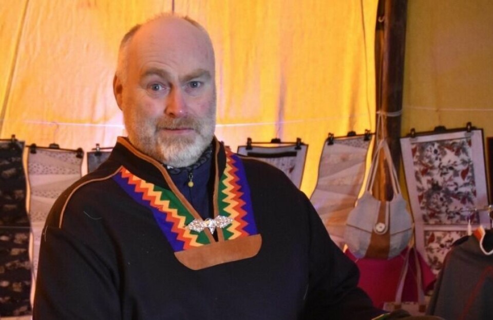 ARRANGØR. Stig Morten Kristensen og Duaddara Ráfe, Pitesamisk senter arrangerer folkemøte med tema Sannhets- og forsoningskommisjonens rapport, og middag. ARRANGØR. Stig Morten Kristensen og Duaddara Ráfe, Pitesamisk senter arrangerer folkemøte med tema Sannhets- og forsoningskommisjonens rapport, og middag. Foto: Arkiv