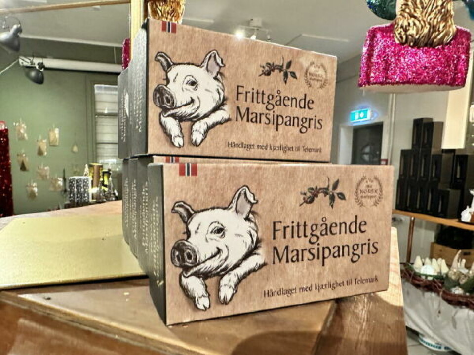 ETISK. Og for dem som tenker på bærekraft og dyrevelferd, også i jula. Her har vi Frittgående marsipangris fra Telemark. ETISK. Og for dem som tenker på bærekraft og dyrevelferd, også i jula. Her har vi Frittgående marsipangris fra Telemark. Foto: Erica Restoften