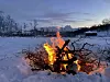 BÅL. Trønderen har allerede hatt sin første virkelig flotte bålkveld under åpen himmel i Sulis. Foto: Bengt-Are Barstad