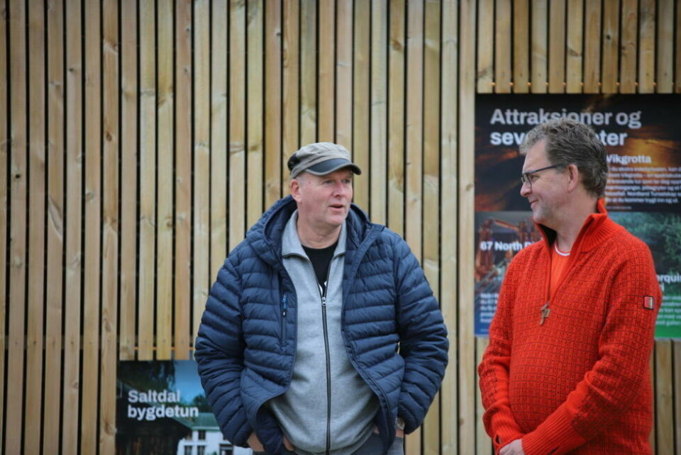 PRIMUS MOTOR 1 og 2. Thorbjørn Håkonsen og Sverre Breivik fikk fortjent ros for gode ideer og gjennomføringsevne fra Saltdal Utvikling sin representant Elin-Marie Kvamme. PRIMUS MOTOR 1 og 2. Thorbjørn Håkonsen og Sverre Breivik fikk fortjent ros for gode ideer og gjennomføringsevne fra Saltdal Utvikling sin representant Elin-Marie Kvamme.