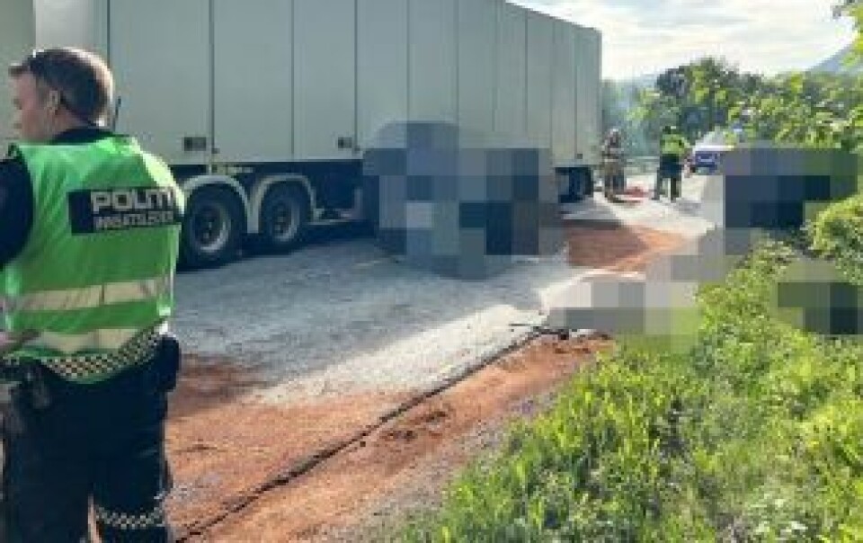 Veien åpnet igjen etter ulykke: Alvorlig trafikkulykke på Kistrand