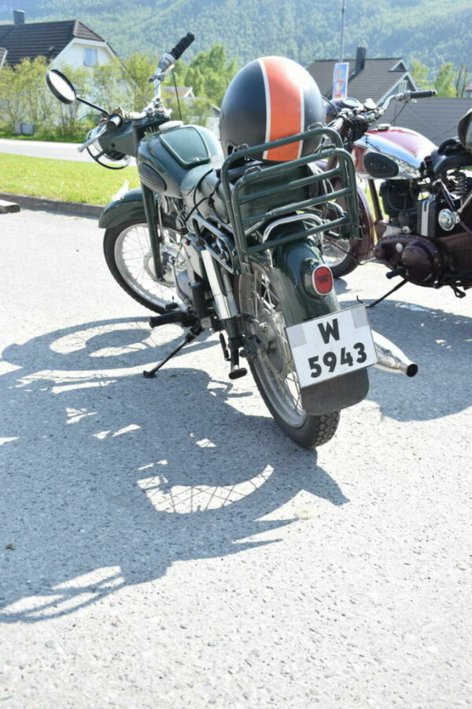 Knut Albinussen sin veteranmotorsykkel. Knut Albinussen sin veteranmotorsykkel. Foto: Eva S. Winther