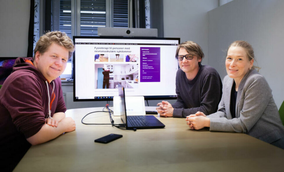 KOMPETANSE. Det er Nasjonal kompetansetjeneste for sjeldne diagnosers team for digital læring som har utviklet listen over sjeldne diagnoser. F.v. rådgiverne Sondre Lysne og Rasmus Schandy Dinessen og redaktør Elisabeth Bækken. KOMPETANSE. Det er Nasjonal kompetansetjeneste for sjeldne diagnosers team for digital læring som har utviklet listen over sjeldne diagnoser. F.v. rådgiverne Sondre Lysne og Rasmus Schandy Dinessen og redaktør Elisabeth Bækken. Foto: NKSD