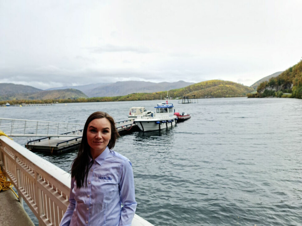 Alice Øksheim utenfor landbasen på Øksengård. Hun troner nå øverst på formuestoppen i Saltdal kommune. Alice Øksheim utenfor landbasen på Øksengård. Hun troner nå øverst på formuestoppen i Saltdal kommune. Foto: Edelfarm