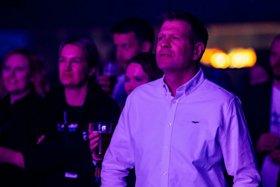 Blåfrost lørdagFolket strømmet til Svømmehallen scene på lørdag