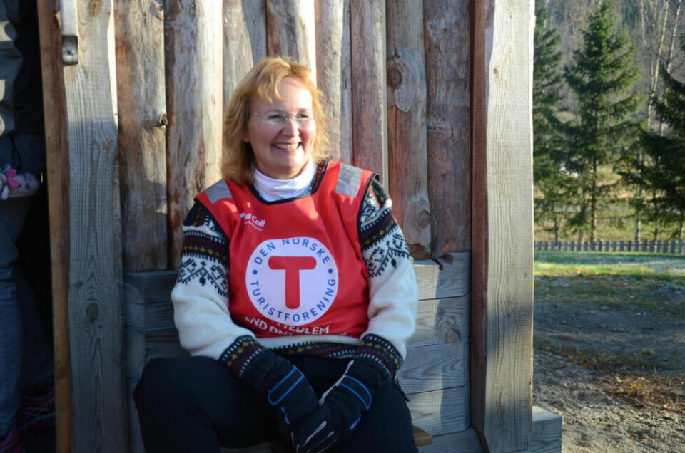 UT PÅ TUR. Solveig Strøm anbefaler alle å ta sikte på et turmål, hiv bort dørstokkmila og sett i gang. Det vil gjøre godt for kropp og sjel. UT PÅ TUR. Solveig Strøm anbefaler alle å ta sikte på et turmål, hiv bort dørstokkmila og sett i gang. Det vil gjøre godt for kropp og sjel. Foto: Espen Johansen