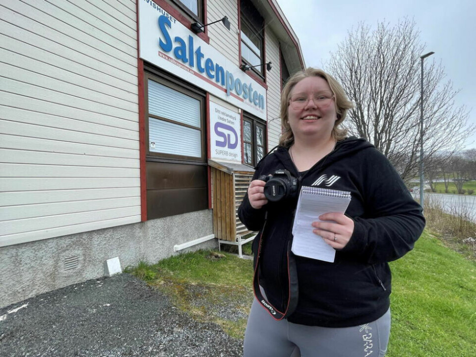 KLAR FOR START. Anita Sjåvik skal tilbringe sommeren på jobb for Saltenposten i Indre Salten. Hun håper på mange tips og spennende saker i tida som kommer. KLAR FOR START. Anita Sjåvik skal tilbringe sommeren på jobb for Saltenposten i Indre Salten. Hun håper på mange tips og spennende saker i tida som kommer. Foto: Helge Simonsen