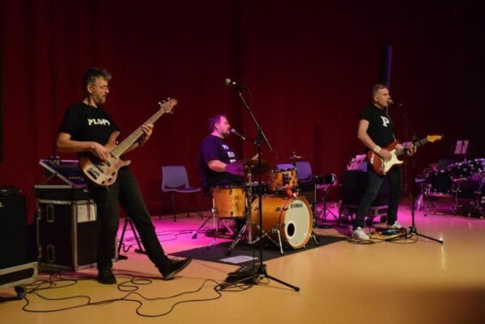 PÅ TURNÉ. Det Oslo-baserte bandet er på turné i Nord-Norge for tiden, og etter konserten dro de videre til Steigen. PÅ TURNÉ. Det Oslo-baserte bandet er på turné i Nord-Norge for tiden, og etter konserten dro de videre til Steigen.