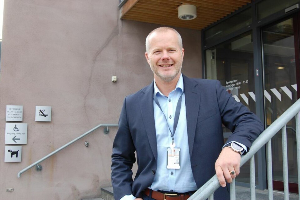 DELTE MENINGER. Avdelingsdirektør Frode Børstad i Statens vegvesen sier det er delte meninger om ordningen med at elever selv bestiller oppkjørings-time. DELTE MENINGER. Avdelingsdirektør Frode Børstad i Statens vegvesen sier det er delte meninger om ordningen med at elever selv bestiller oppkjørings-time. Foto: Statens vegvesen