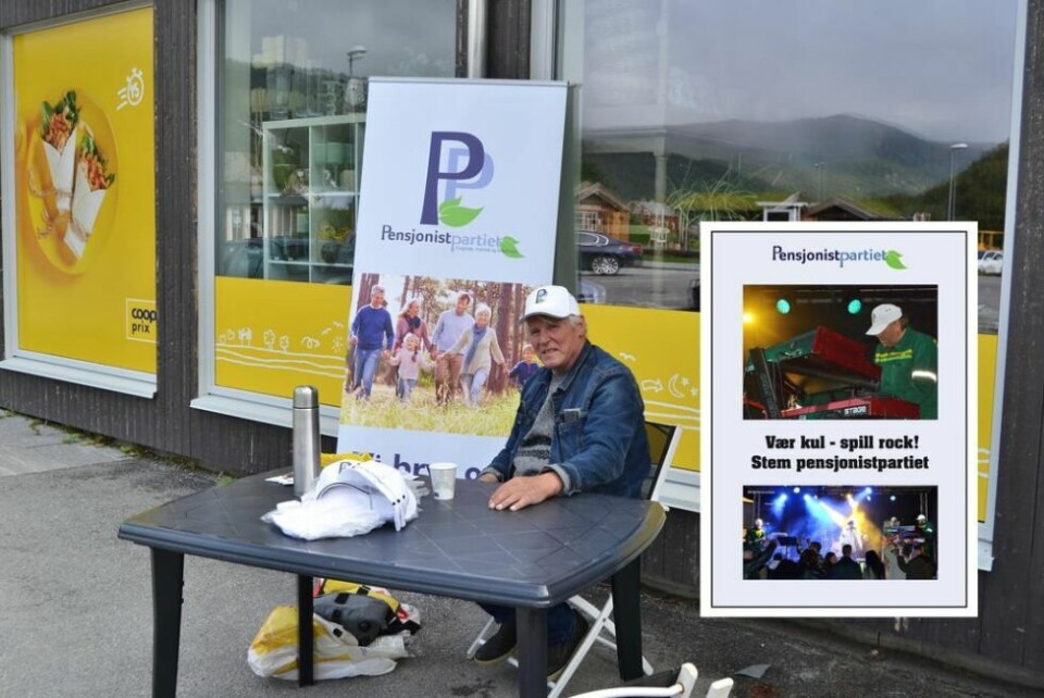 FRIR TIL UNGDOMMEN. Pensjonstpartiets Ole Kristian Andreassen håper å hente inn unge stemmer med helsides-annonsen som sto på trykk i avisa i helga. FRIR TIL UNGDOMMEN. Pensjonstpartiets Ole Kristian Andreassen håper å hente inn unge stemmer med helsides-annonsen som sto på trykk i avisa i helga. Foto: Pensjonistpartiet