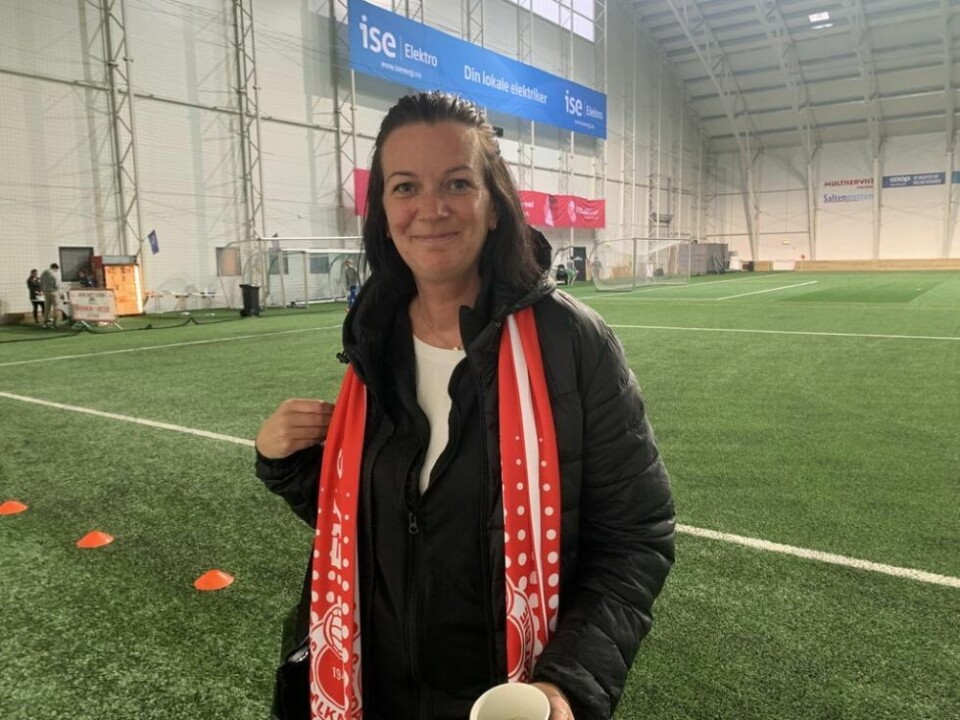 IKKE FOR SKUFFET. Daglig leder i FKSK, Jeanette Steen Kristensen var optmistisk før kamp, og ikke altfor skuffet etterpå. - Vi får en ny mulighet neste onsdag og da på hjemmebane, sier hun. IKKE FOR SKUFFET. Daglig leder i FKSK, Jeanette Steen Kristensen var optmistisk før kamp, og ikke altfor skuffet etterpå. - Vi får en ny mulighet neste onsdag og da på hjemmebane, sier hun. Foto: Espen Johansen
