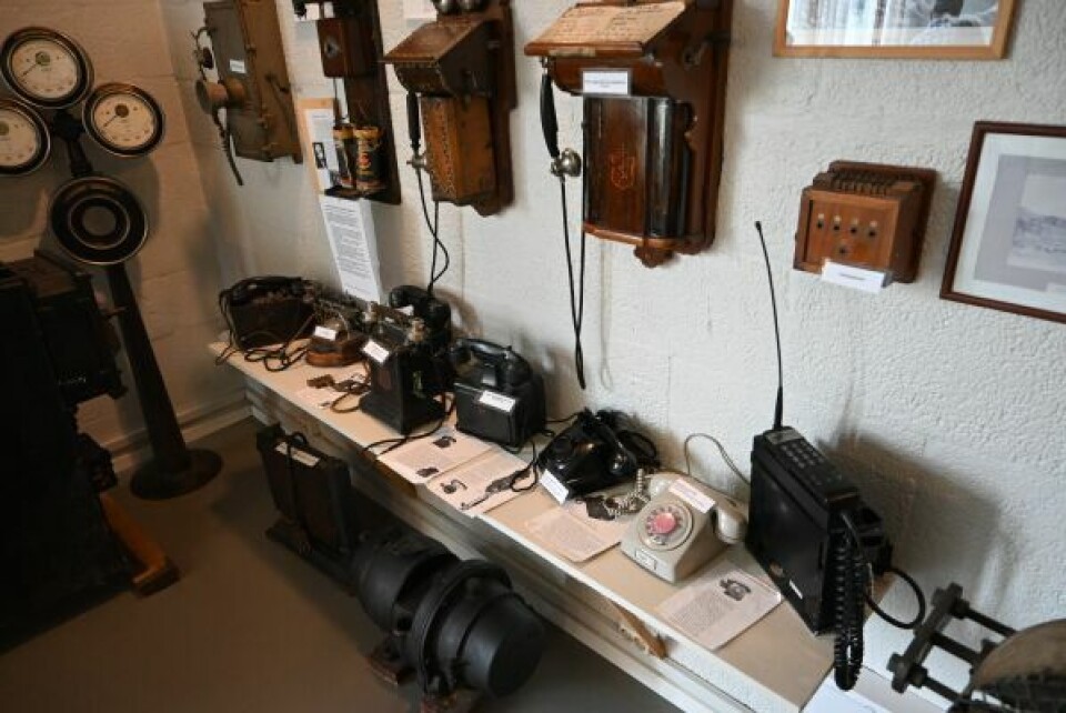 TELEFONI. I muséet får du et innblikk av mange deler av gruvehistorien. Telefoni var en sentral del av det. TELEFONI. I muséet får du et innblikk av mange deler av gruvehistorien. Telefoni var en sentral del av det. Foto: Kenneth Strømsvåg